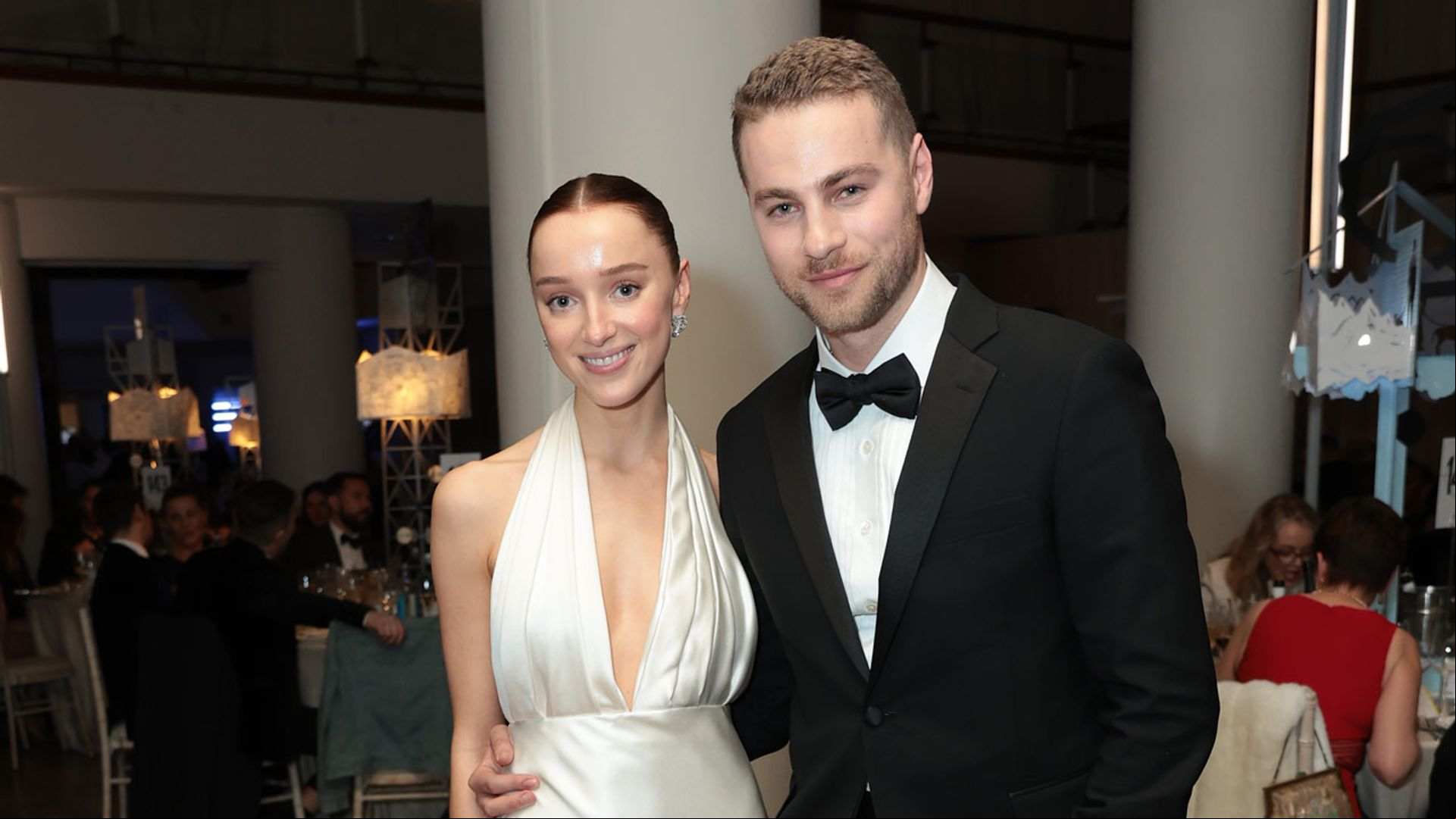Phoebe Dynevor se ha comprometido, 'Los Bridgerton' se van de boda