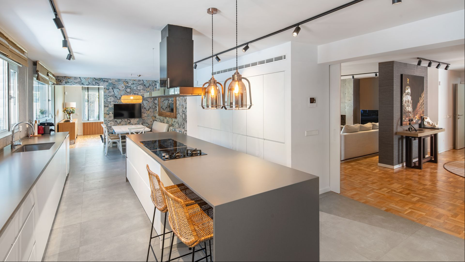 Espectacular casa 'open concept' en Madrid: moderna, funcional y perfecta para la vida en familia  