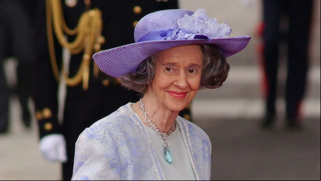 La reina Fabiola de Bélgica en la boda del rey Felipe y doña Letizia 