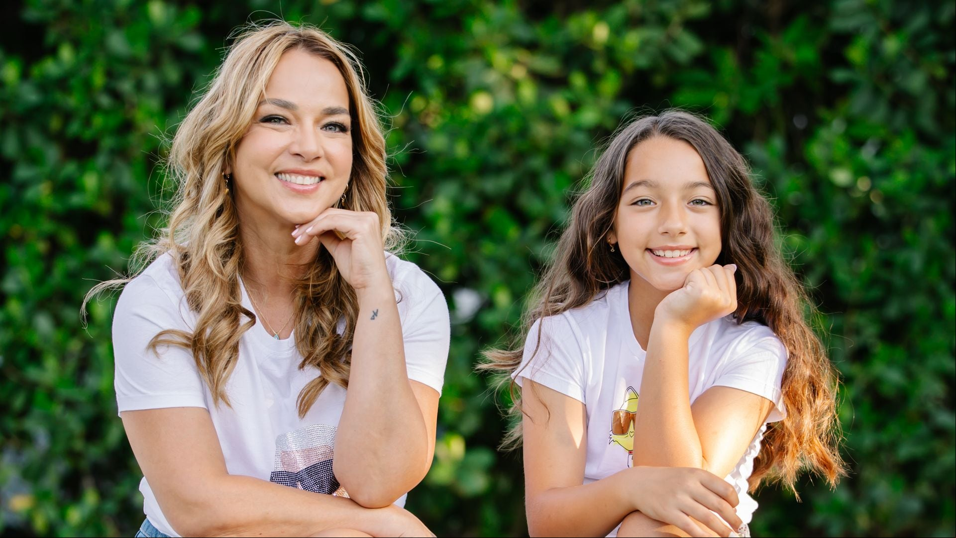 Adamari López nos cuenta los detalles del gran debut televisivo de su hija, Alaïa en '¿Quién Caerá? Kids' [Exclusiva]