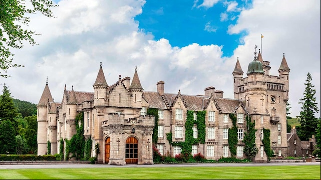 portada balmoral castle alm jy1dnm