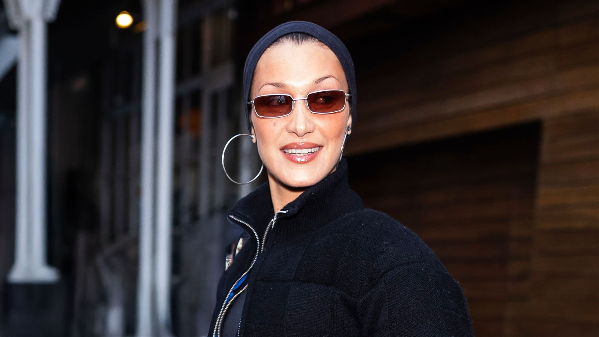 Bella Hadid se rinde al peinado que lució Olivia Palermo con un rio de máxima tendencia