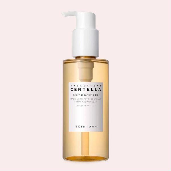 Madagascar Centella Light Cleansing Oil
