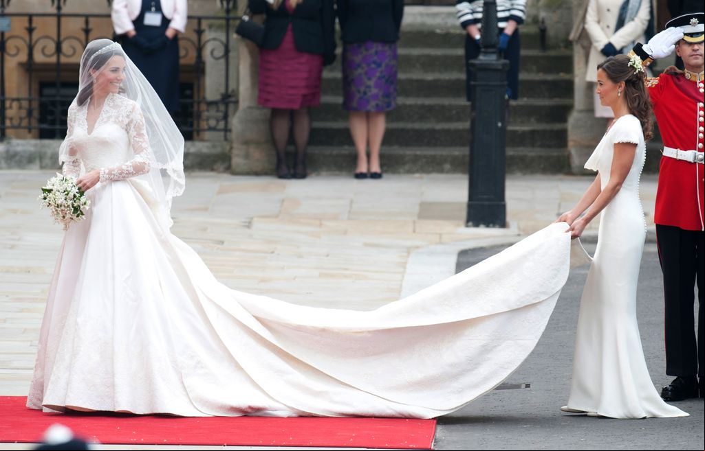 Kate Middleton y Pippa Middleton en el día de su boda 