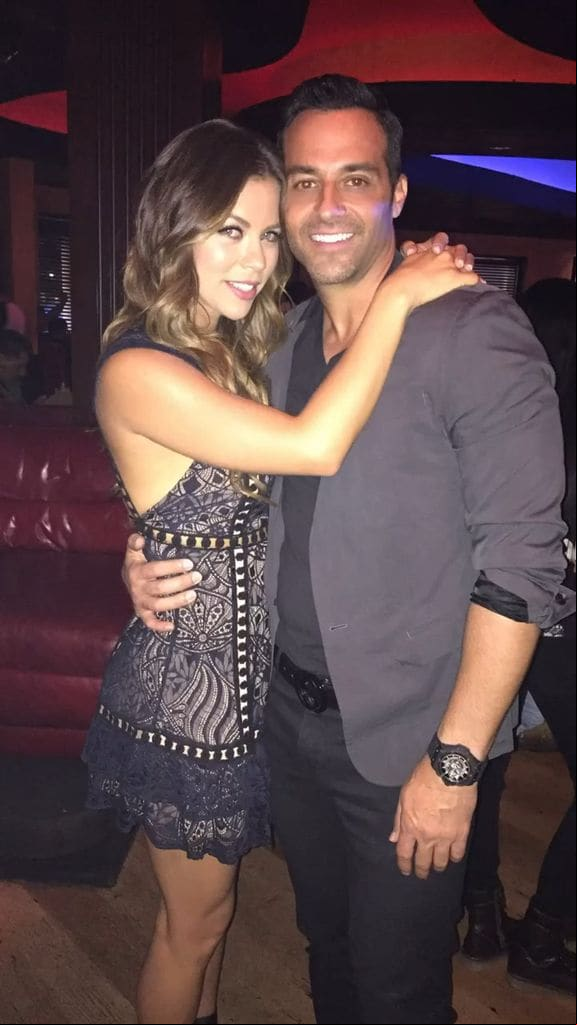Jay Adkins declaró todo su amor a Ximena Duque en su octavo aniversario 