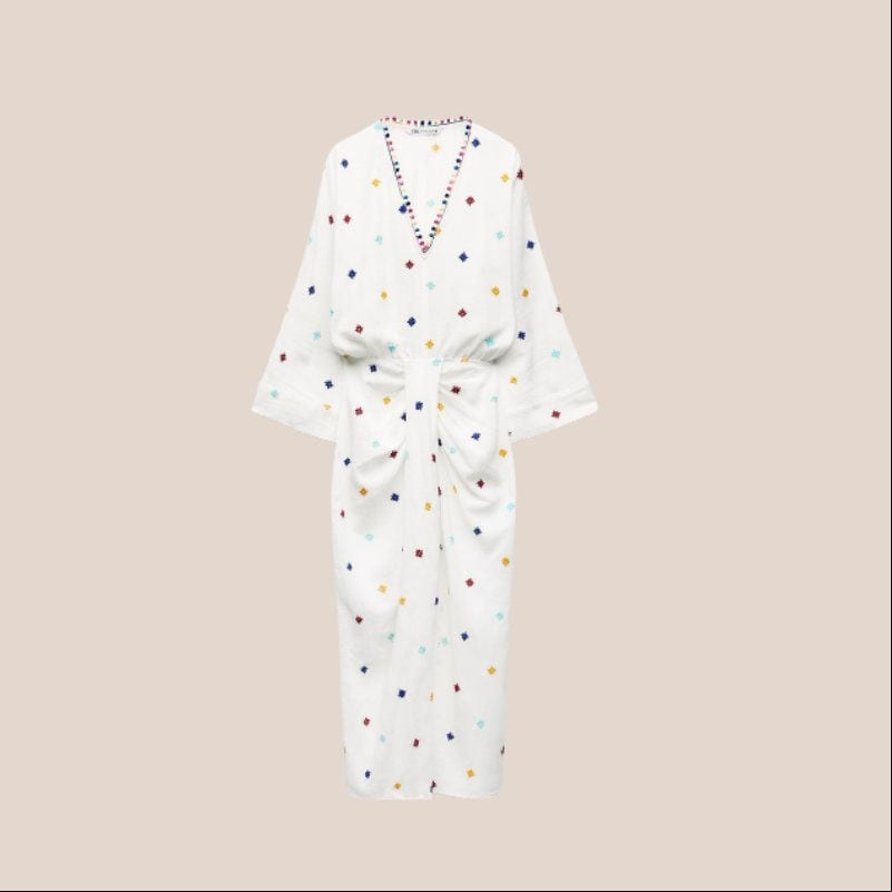 vestido zara pompones