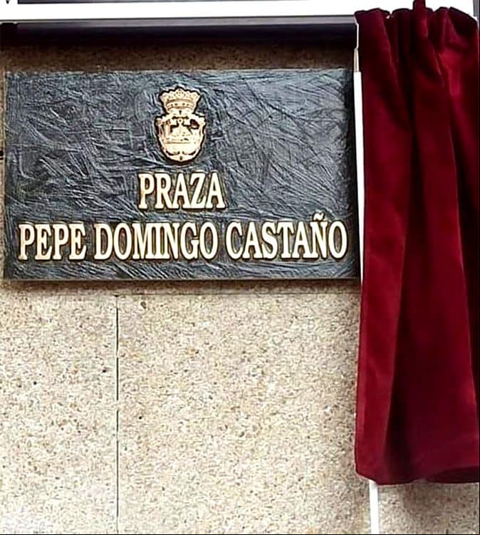 Plaza dedicada a Pepe Domingo Castaño