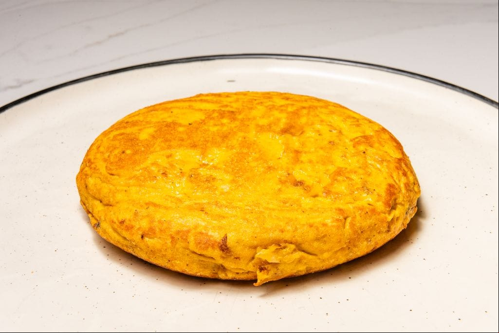 La Catorce sirve por el Día Mundial un pincho de tortilla con cada consumición.
