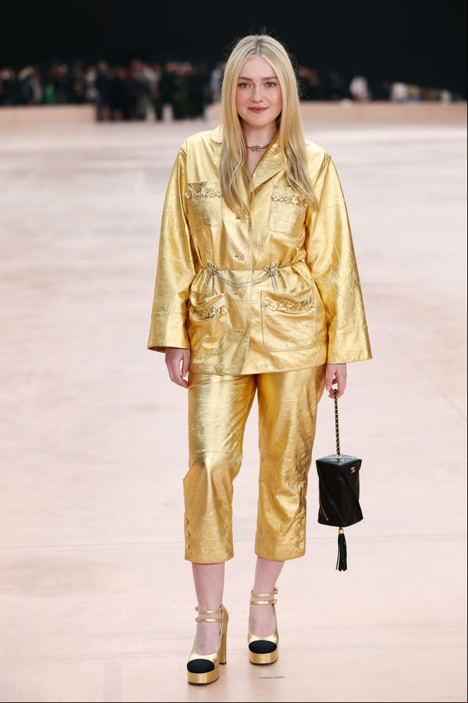 Las invitadas de Paris Fashion Week - desfile de Chanel