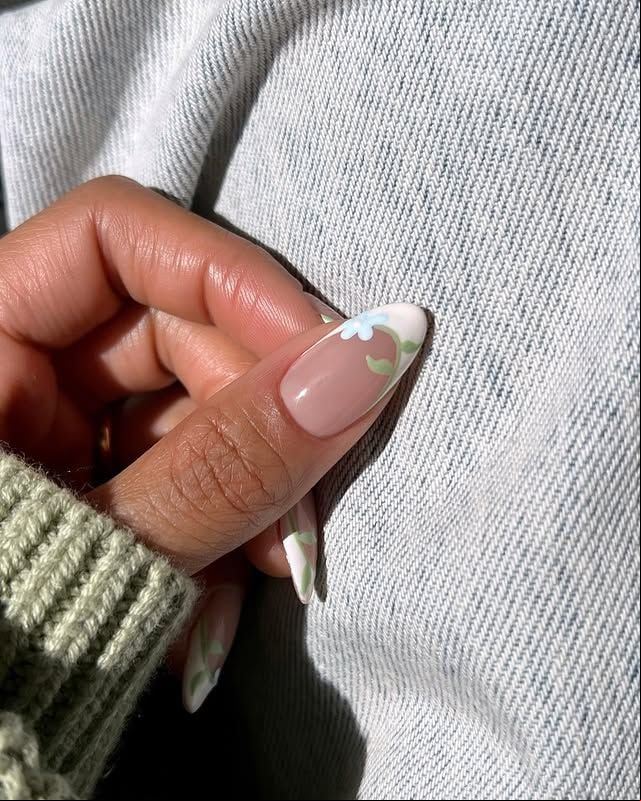 Manicura sa con flores