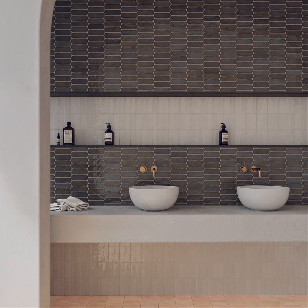 Cuarto de baño con azulejos de pequeño formato