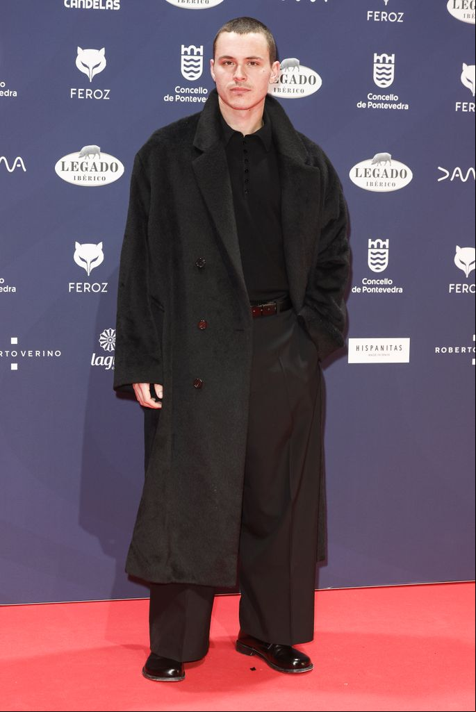 Actor Aron Piper y Los chicos mejor vestidos de los Premios Feroz