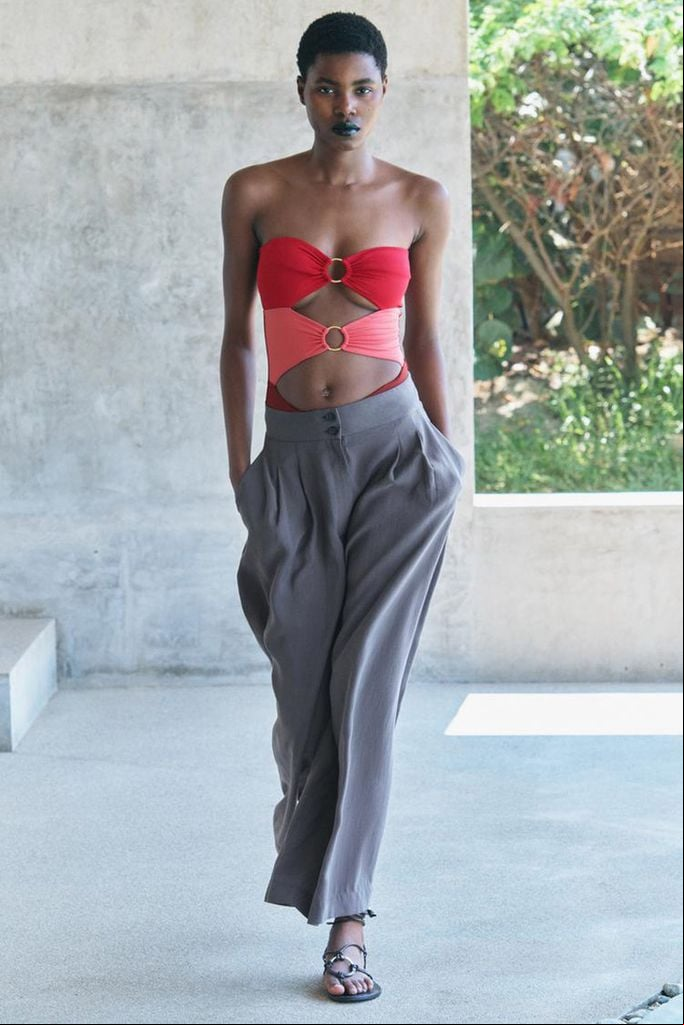 zara banador rosa