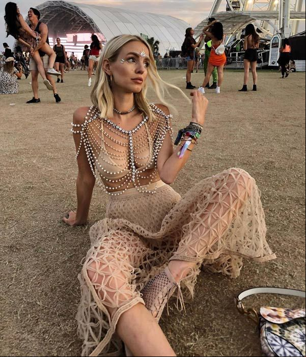 leoniehanne coachella