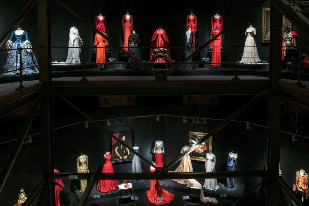 La exposición 'Caprile Lorenzo' en la Sala Canal Isabel II de Madrid