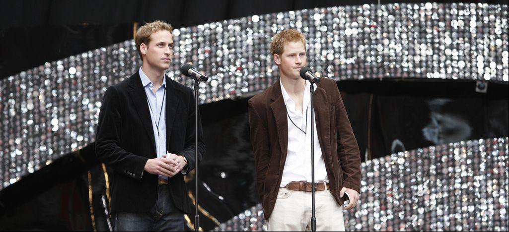 Guillermo y Harry organizaron un concierto que hizo historia para celebrar la vida de su madre el mismo día que la princesa hubiera cumplido los 46 años