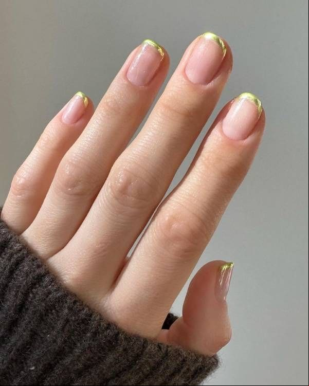 manicura oficina 7