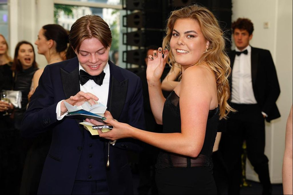 Claus-Casimir, con su hermana Eloísa
