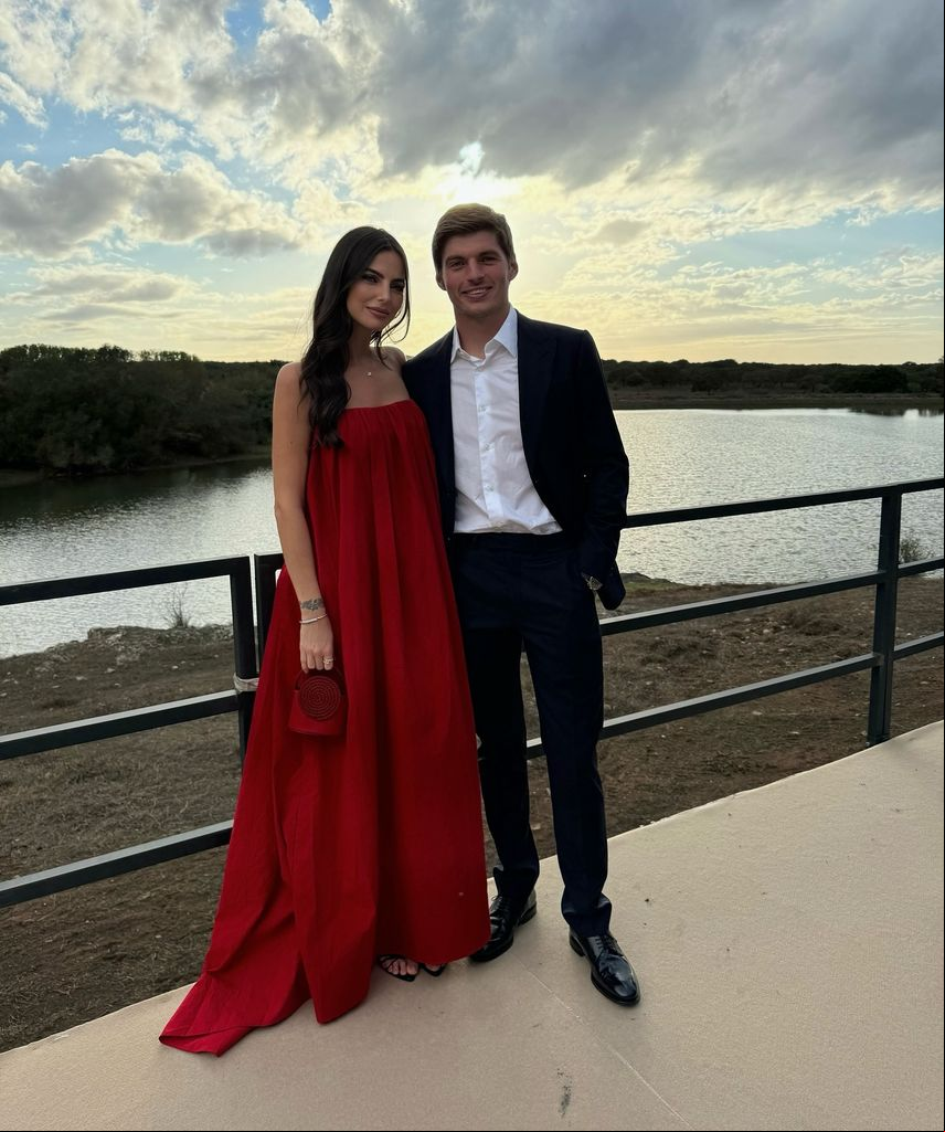 La historia de amor de Max Verstappen y Kelly Piquet inició en 2020.