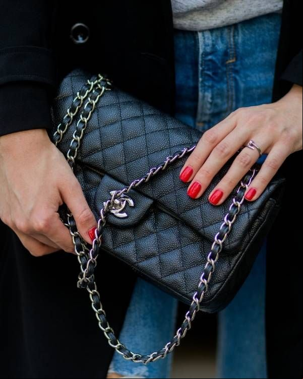 manicura oficina 1