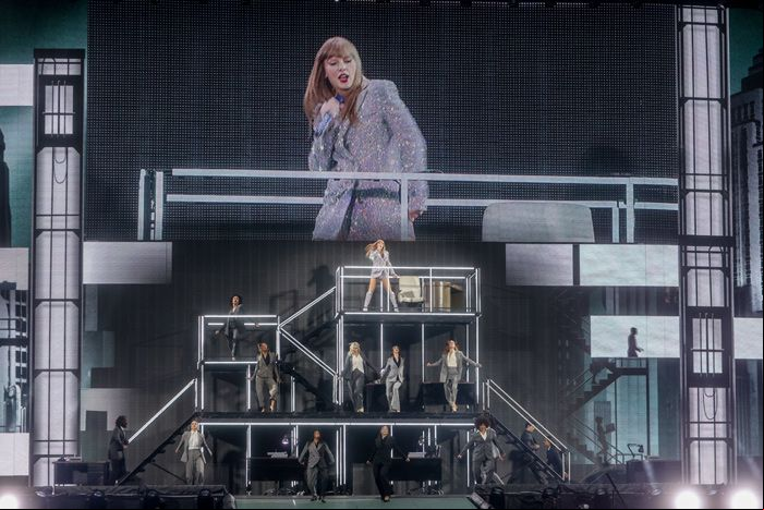 Los apasionados swifties se volvieron locos al ver de cerca a su ídolo
