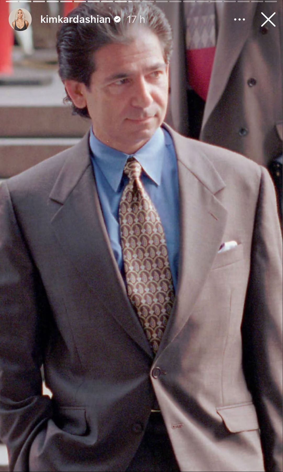 En este día tan especial, tuvo presente a su fallecido padre, Robert Kardashian, quien fue un destacado abogado.