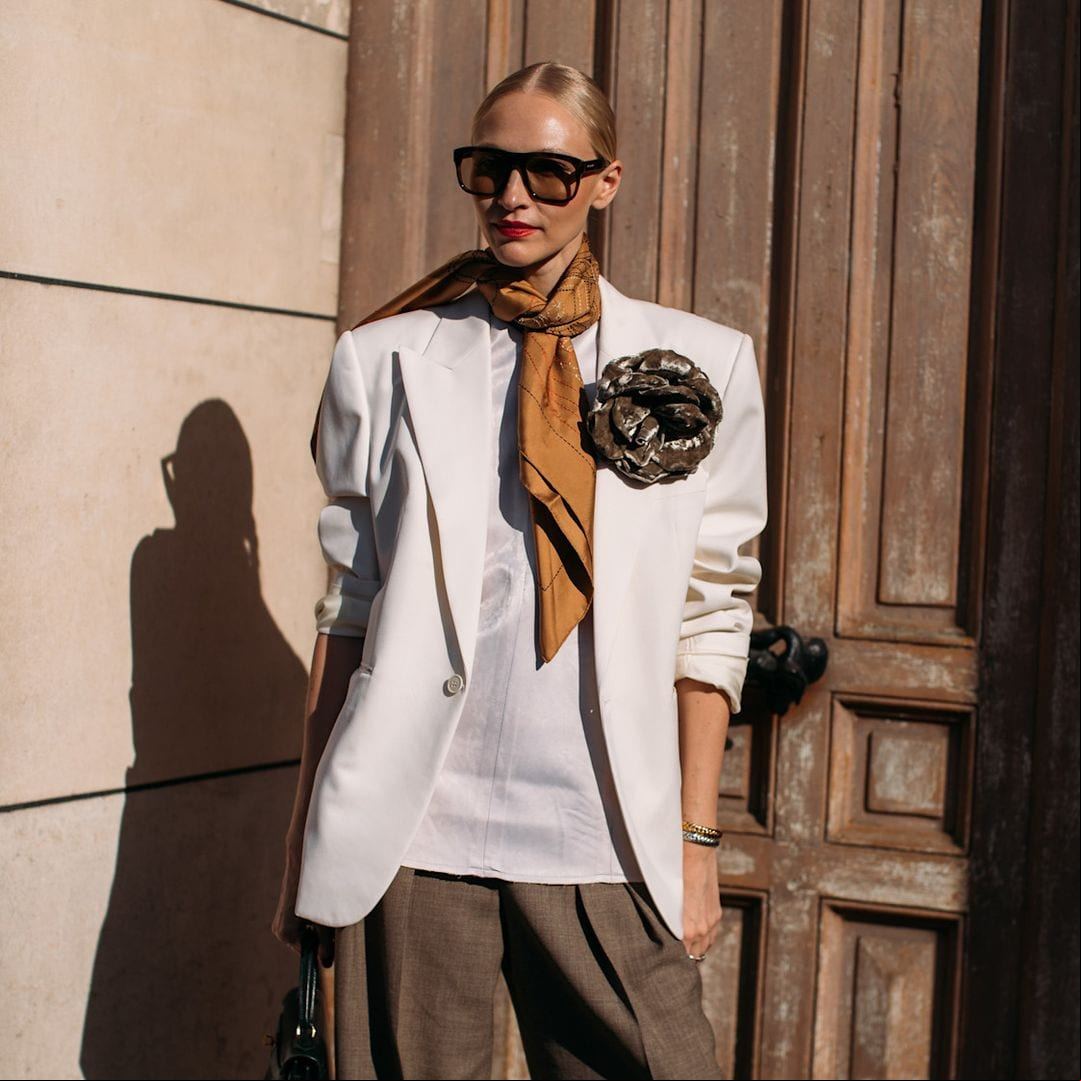 Blazers básicas de Zara y otras marcas que solucionan cualquier look de primavera