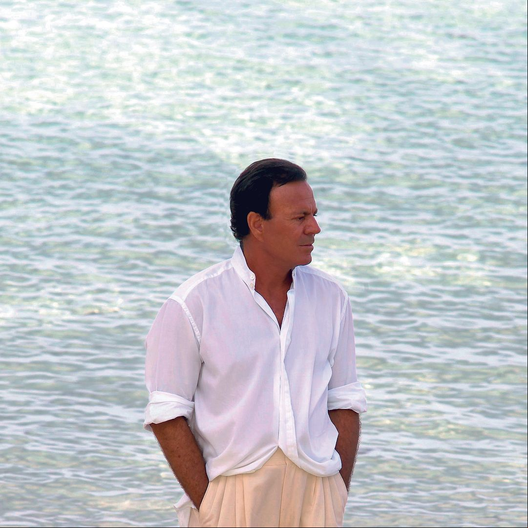 EXCLUSIVA. Comunicado urgente de Julio Iglesias: 'Me han matado mil veces'