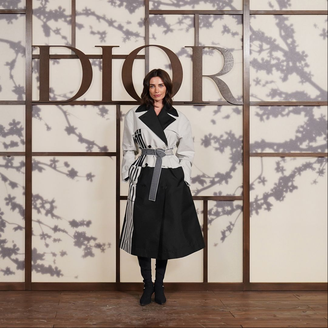 Rebecca Donaldson en el desfile Otoño 2025 de Dior en Kioto, Japón