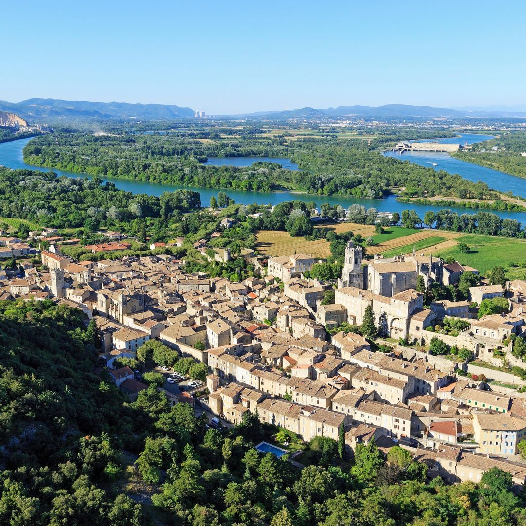 Viviers, Saint-Montan, Reserva Natural de las Gargantas del Ardèche, Francia