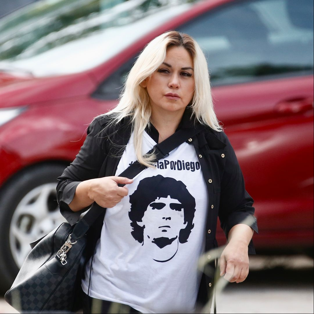 Verónica Ojeda, expareja de Maradona, acusa a los médicos que lo trataron: 'Nos mintieron'