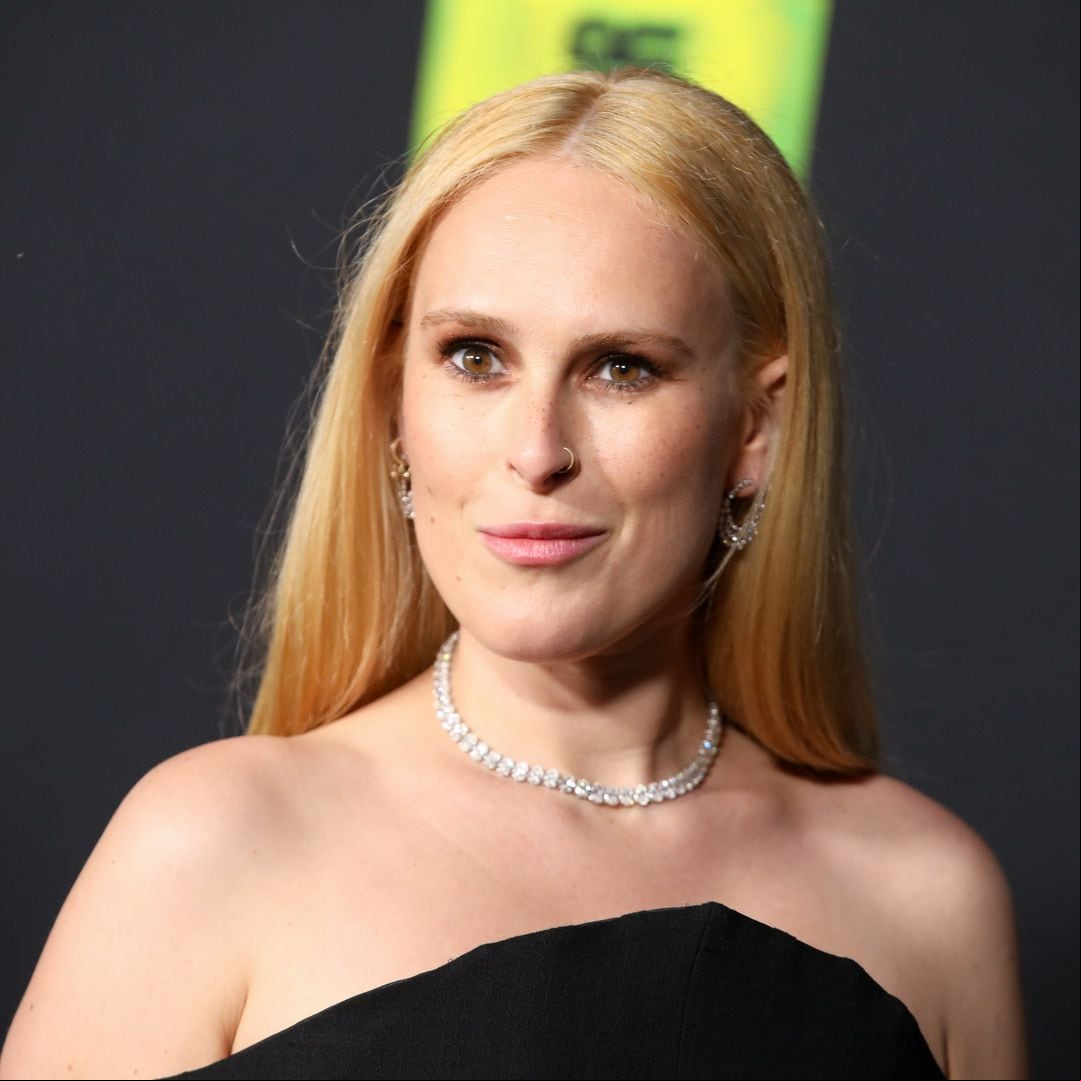 Rumer Willis confiesa una peculiar costumbre familiar: “Mis hermanas y yo todavía nos bañamos juntas”