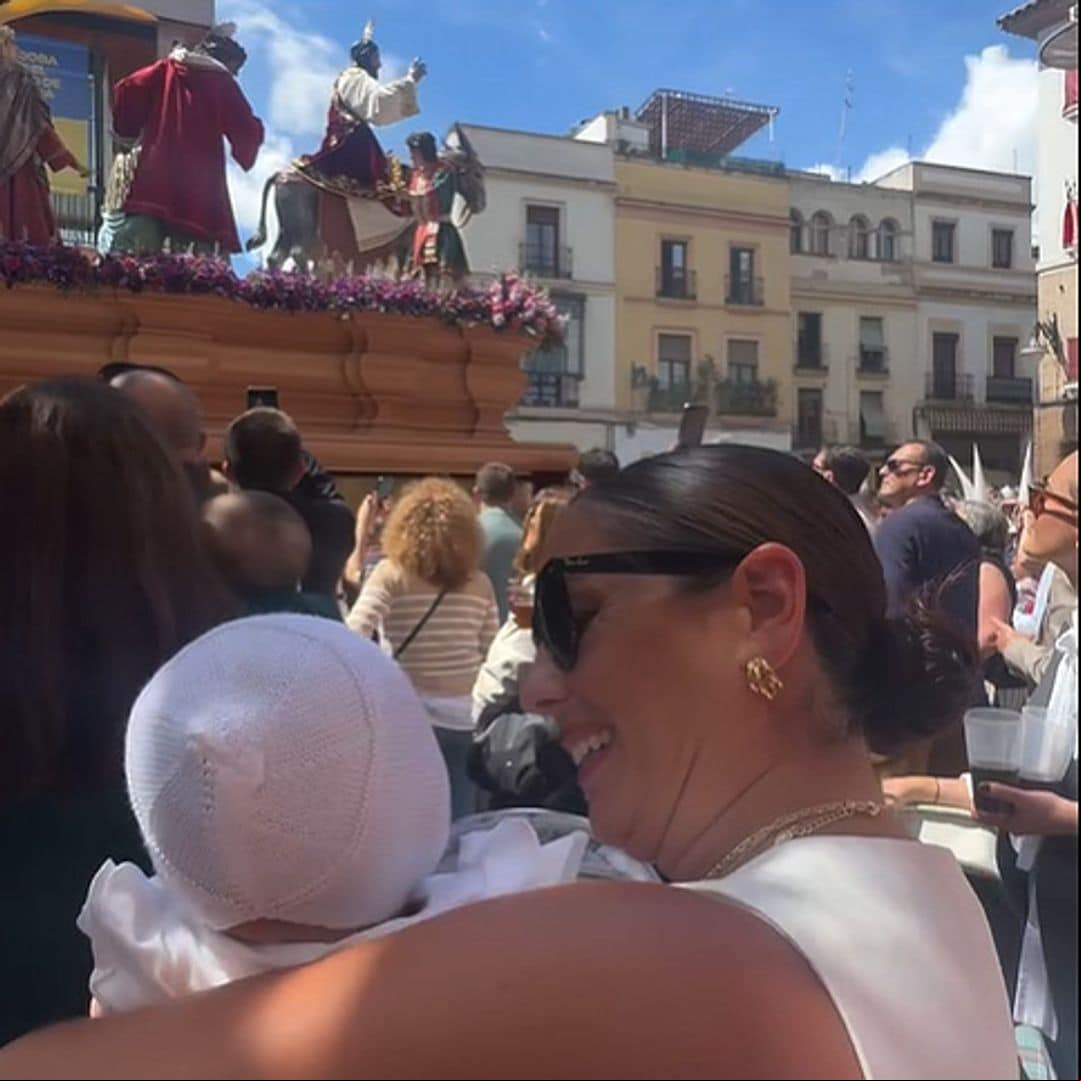 La felicidad de Anabel Pantoja al enseñarle por primera vez una procesión a su hija de 4 meses
