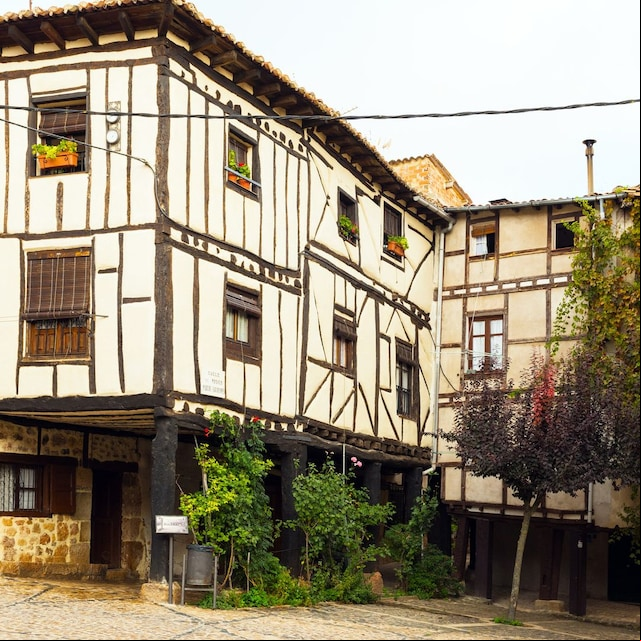 Villa medieval de Poza de la Sal, el pueblo burgalés que en 2025 ha pasado a formar parte de Los Pueblos más Bonitos de España