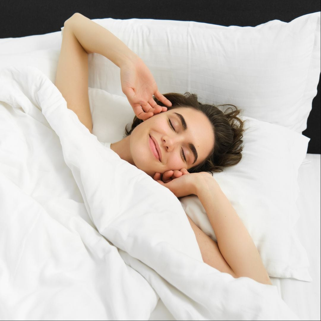Por qué las mujeres necesitan más horas de sueño que los hombres