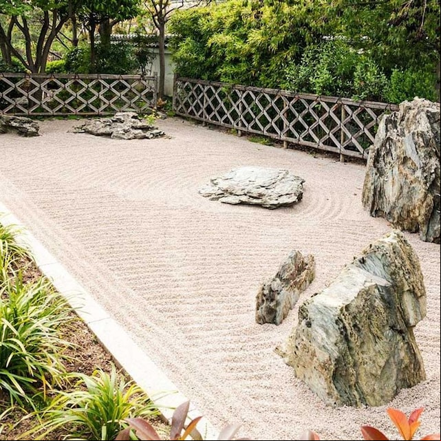 jardin bajo mantenimiento