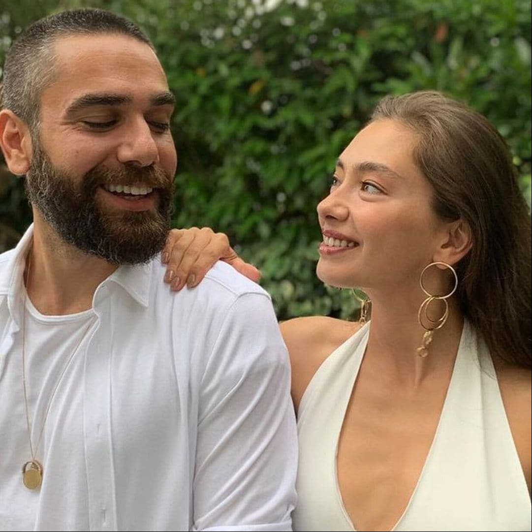 Neslihan Atagül y su romántica felicitación de cumpleaños a su esposo Kadir Doğulu