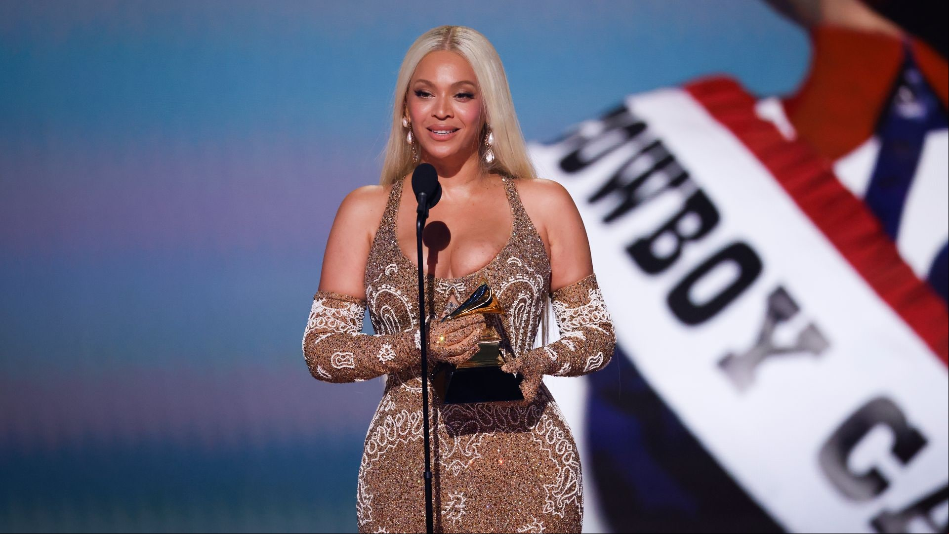 Beyoncé's youngest daughter, Rumi, makes concert debut on 'Cowboy Carter Tour'