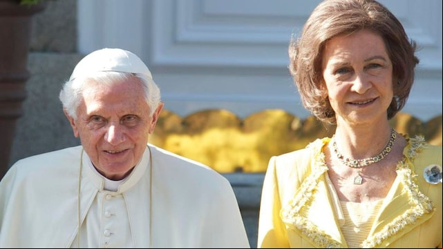 Royals confirmed to attend Pope Benedict XVI's funeral