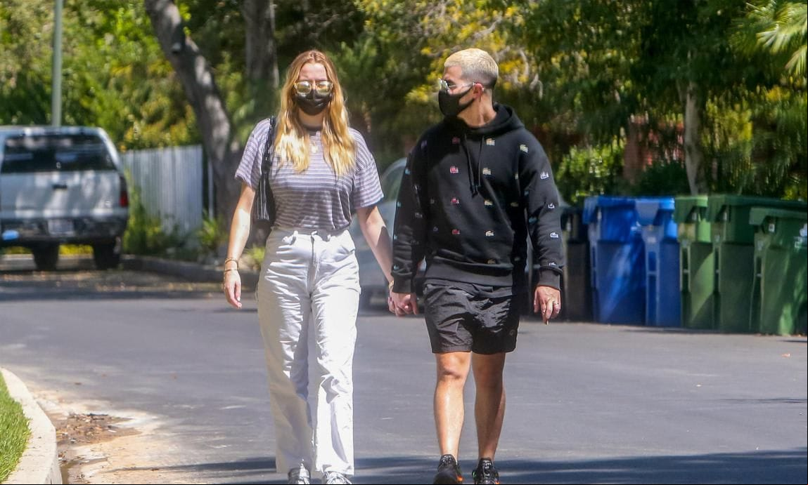 Sophie Turner and Joe Jonas seen out for the first time since becoming parents