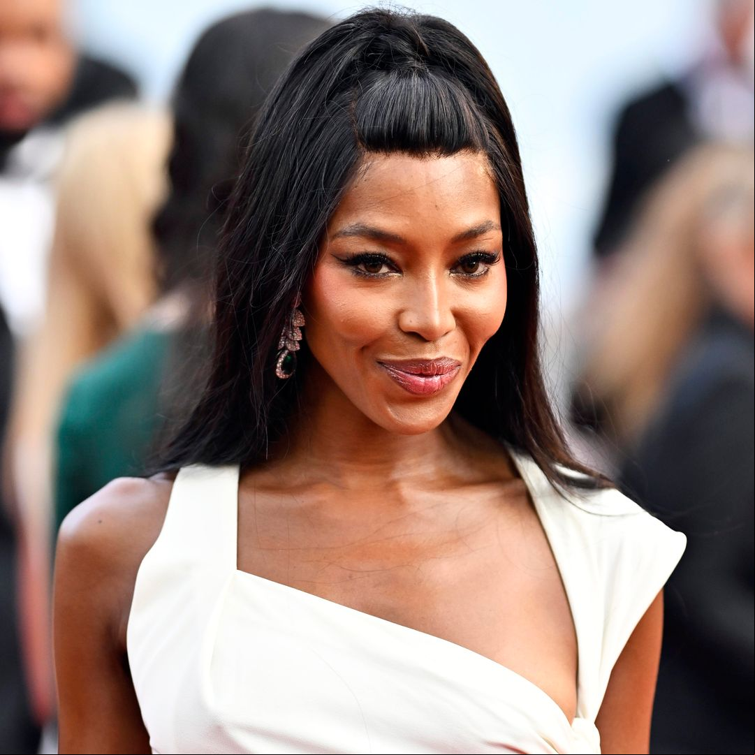 Naomi Campbell shares rare beach photo with her kids; 'My two baby loves'